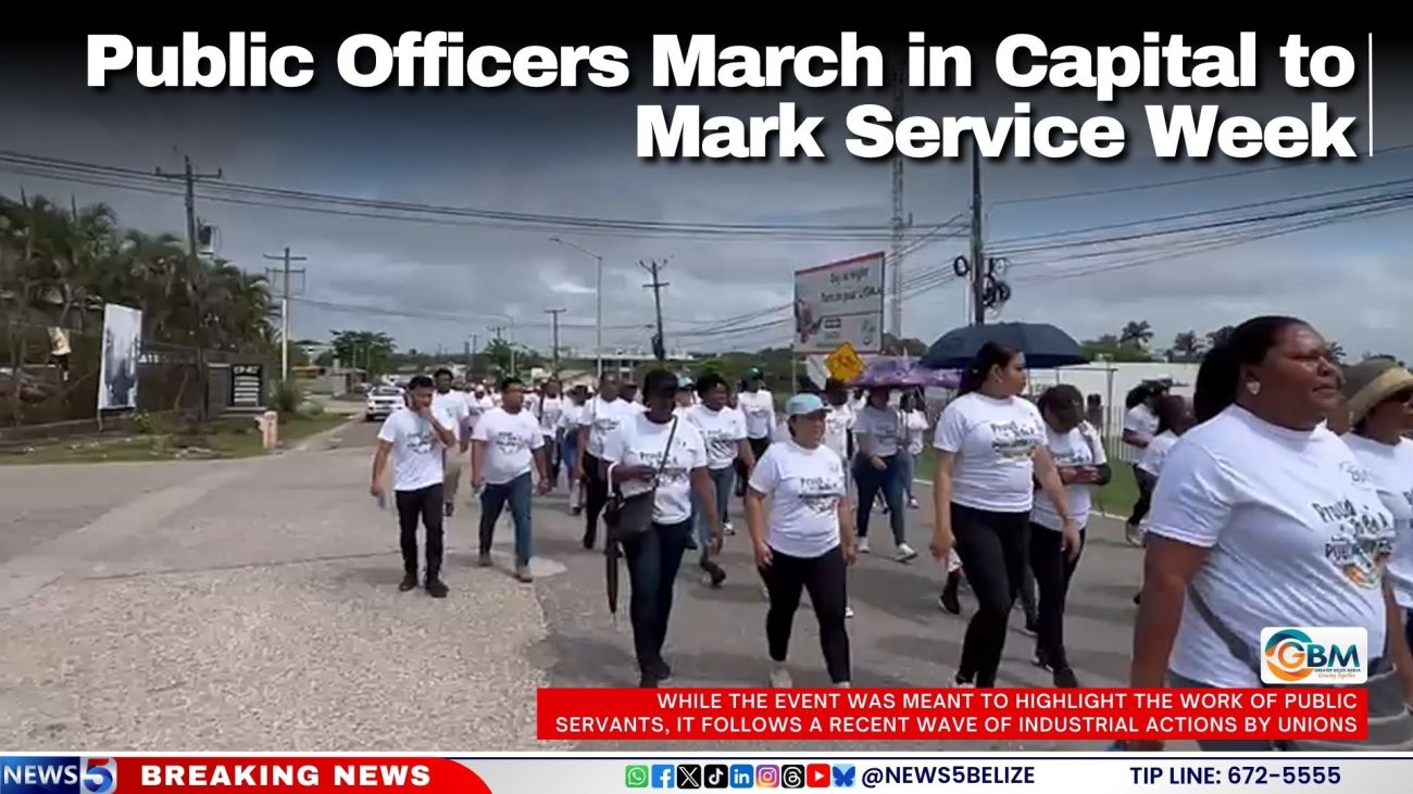 Public Officers March in Capital to Mark Service Week