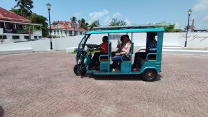 Tuk-Tuks