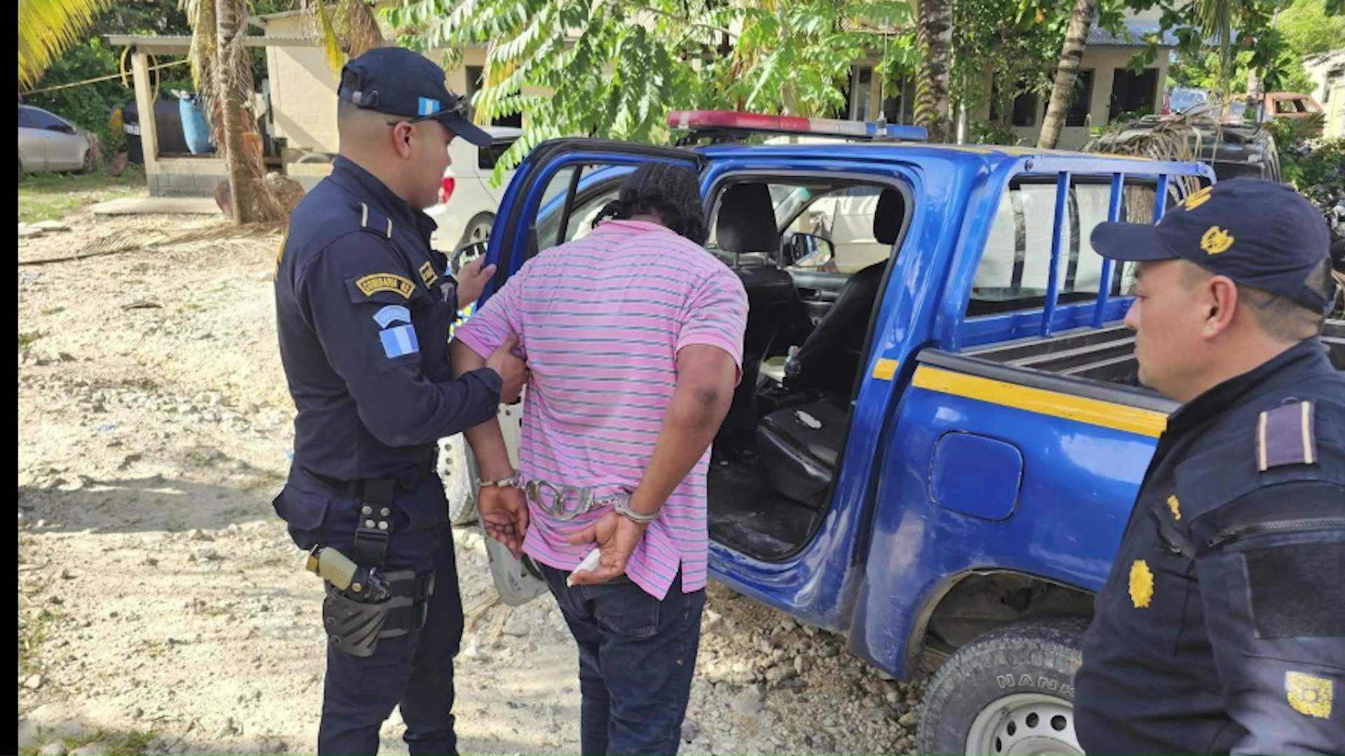 Belizean Officials Check on Joseph Budna in Guatemala Prison