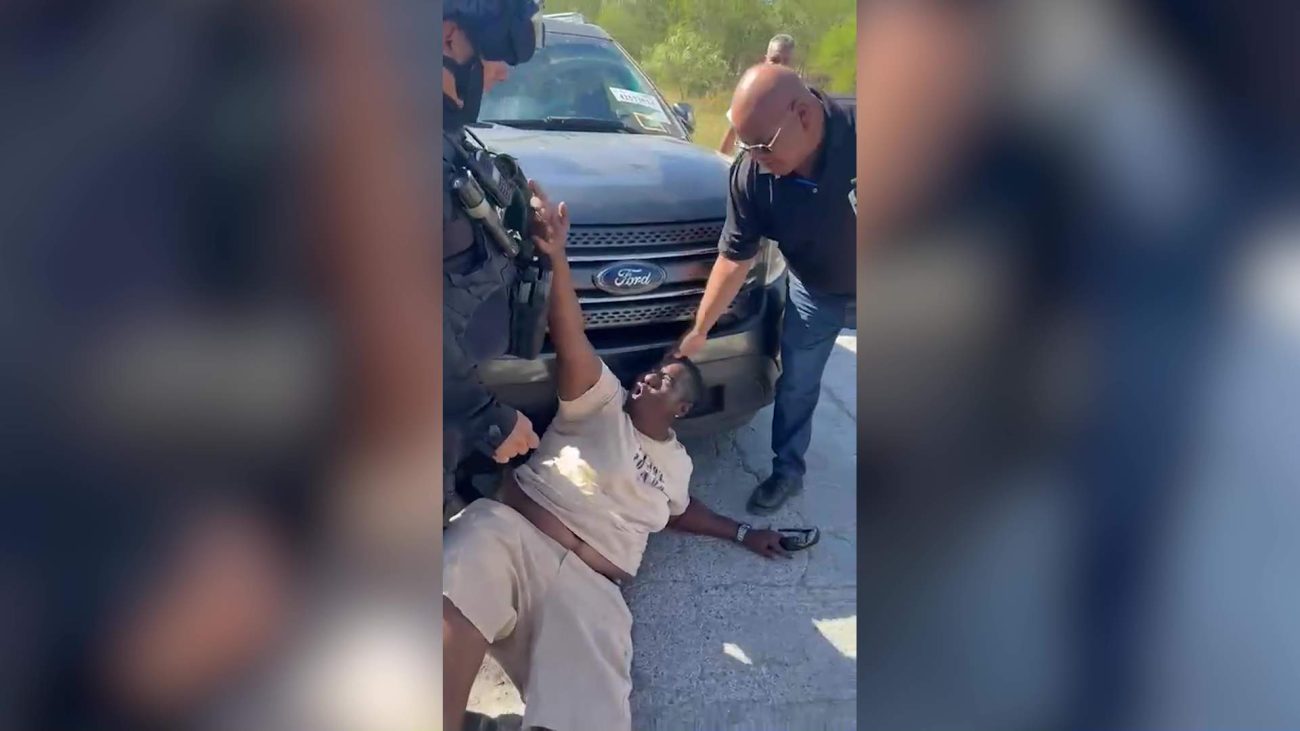 Car Dealers Fight Off Mexican Extortion