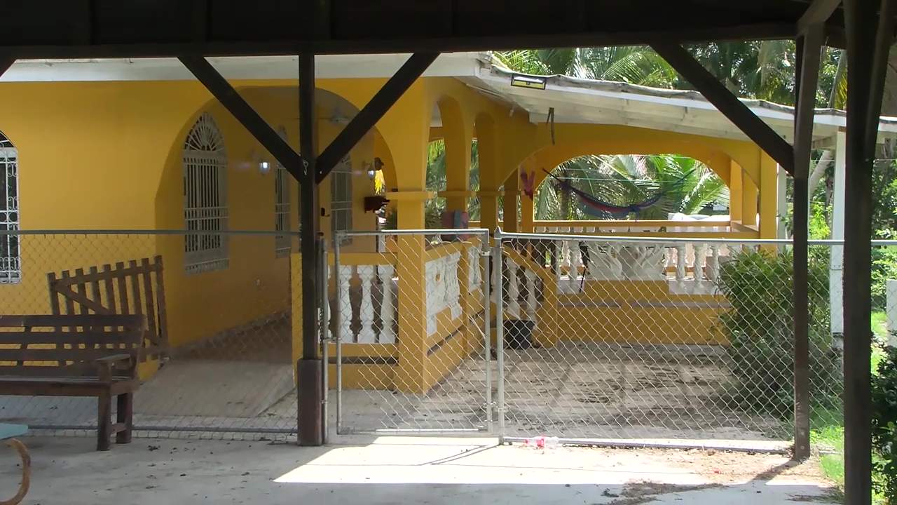 Police Recover Vehicle After Owner Tied up and Robbed