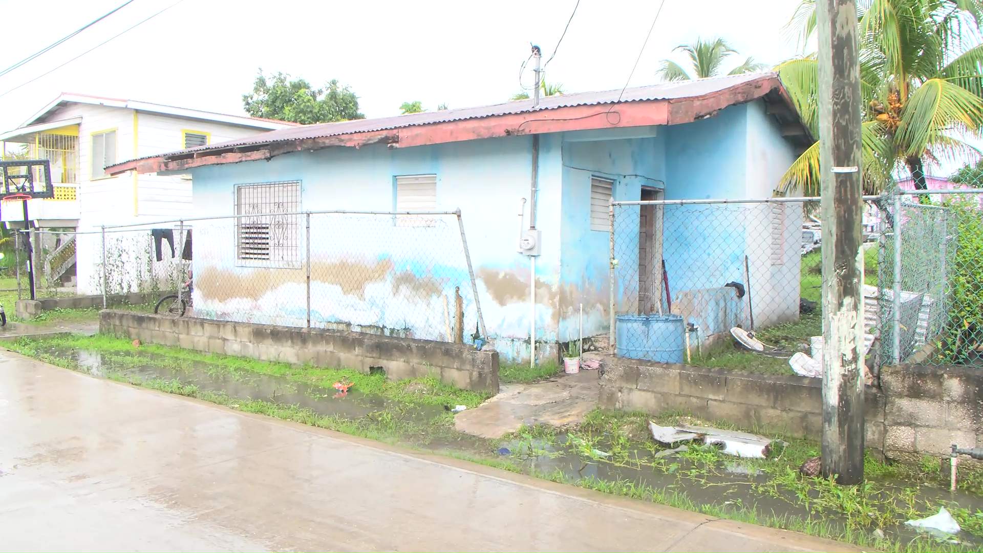 Xmas Preparations Halted by Aloe Vera Street Fire