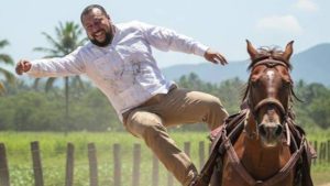 Mai explica renuncia y enfrenta críticas