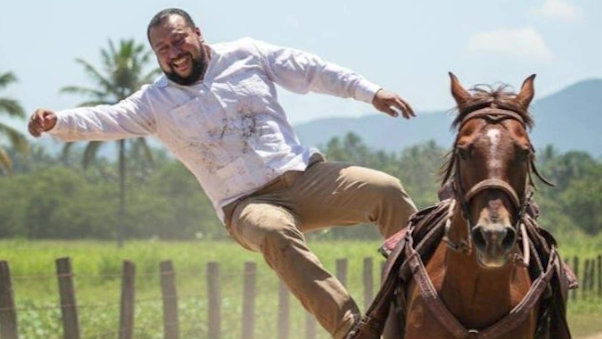 Mai explica renuncia y enfrenta críticas