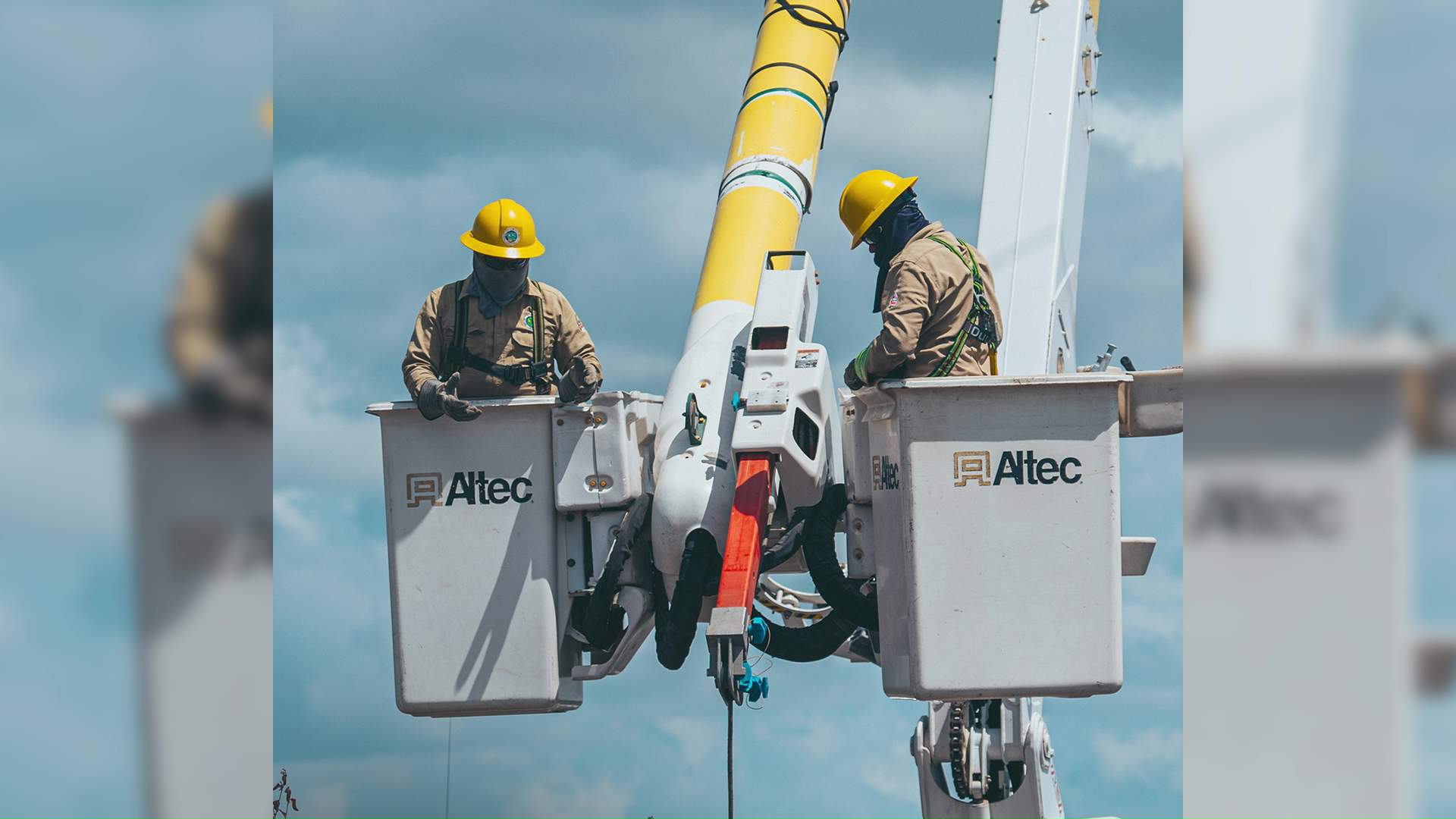 Belizean Line Workers Help Restore Jamaica’s Power