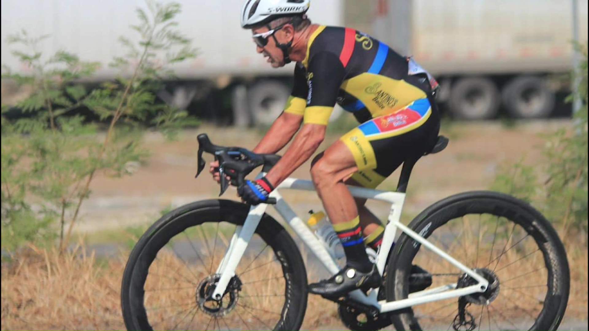 Cycling Legend Santiago Castillo Jr. Retires