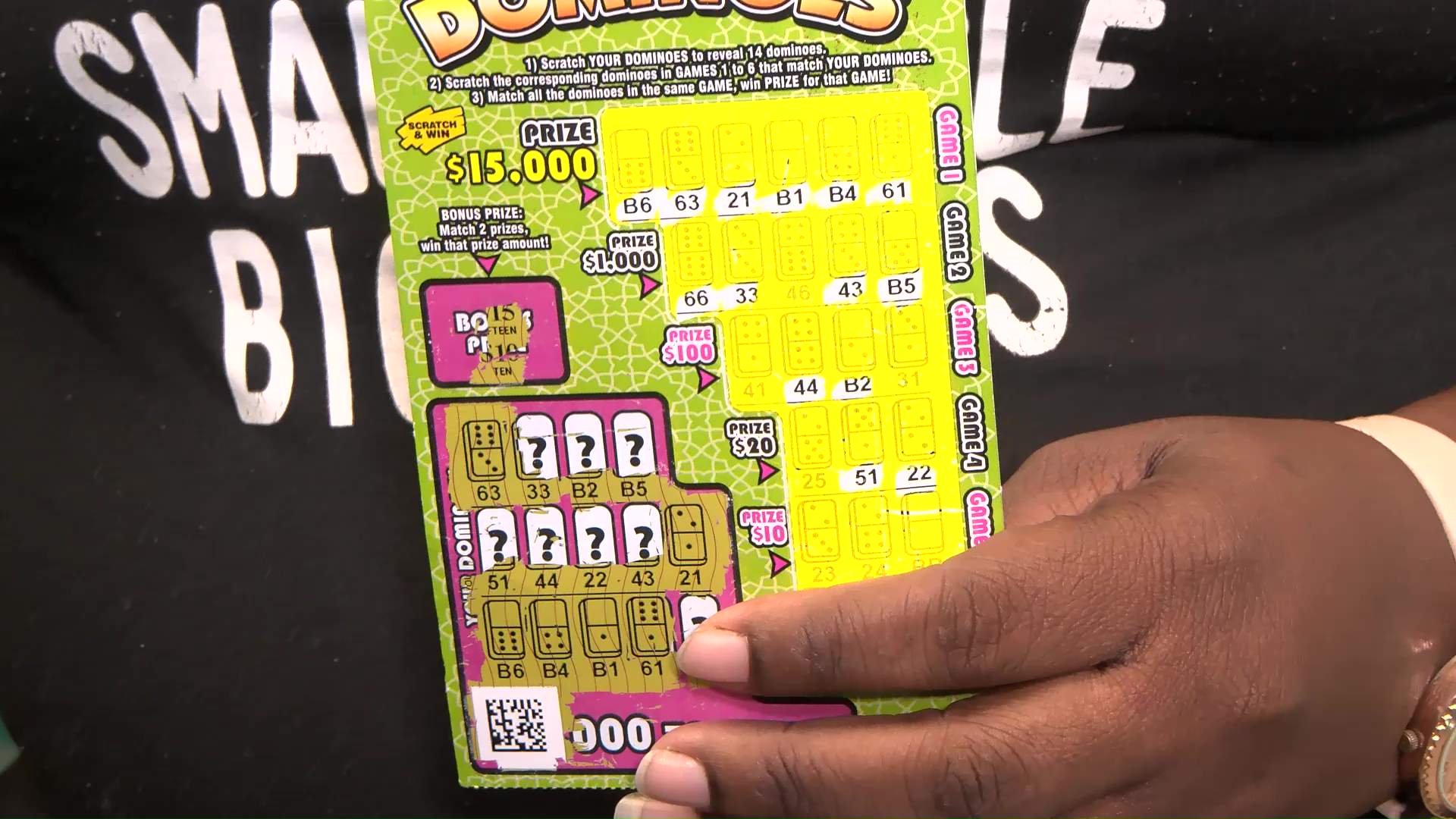 Woman Wins 15,000 Dollars on New Years Day