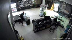 Bold Burglary at Plett’s Electronics; 16 Phones Stolen