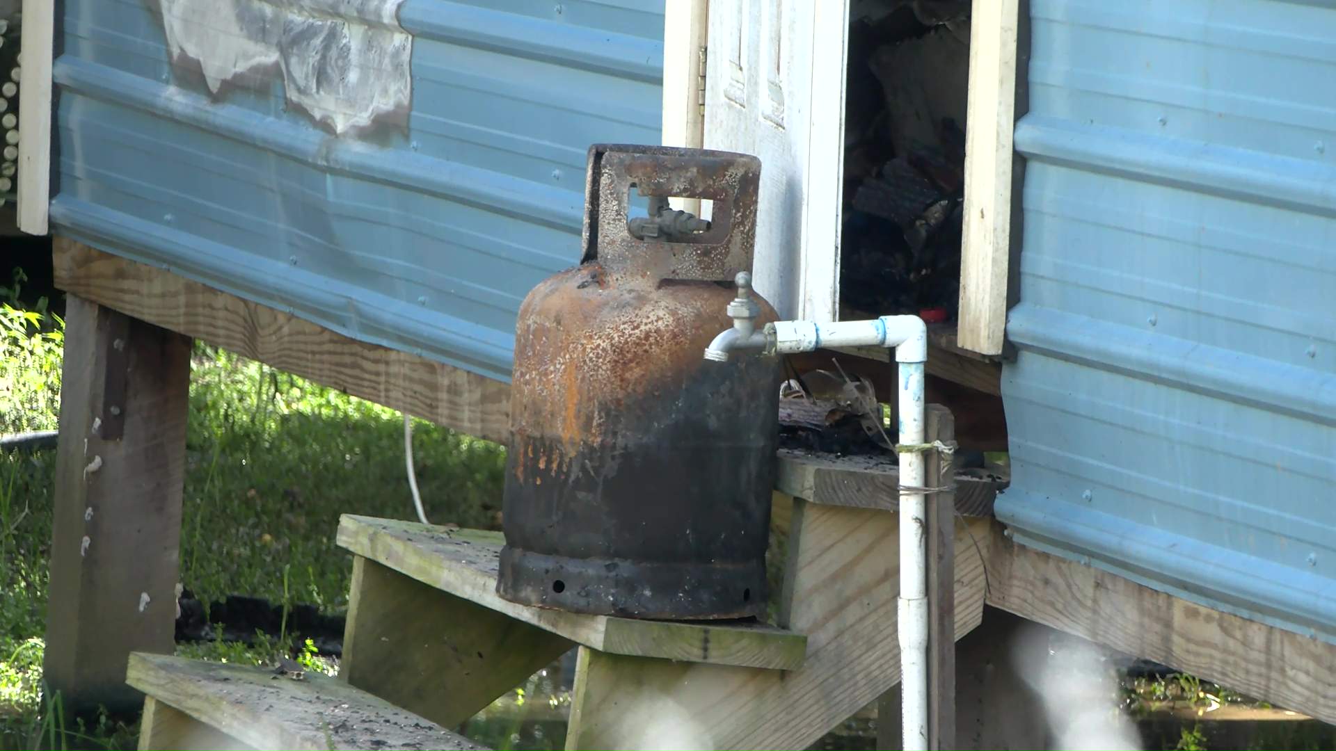 Stove Explodes on Elderly Man and Destroys House