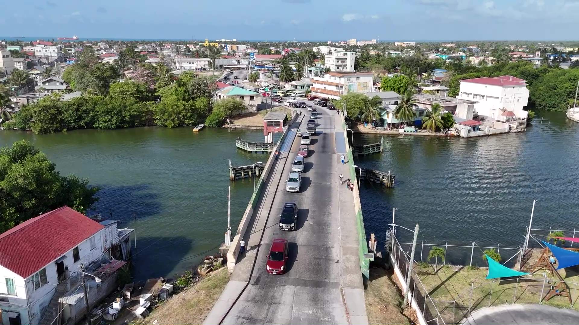 Mayor Wagner: Too Many Vehicles on the Streets!