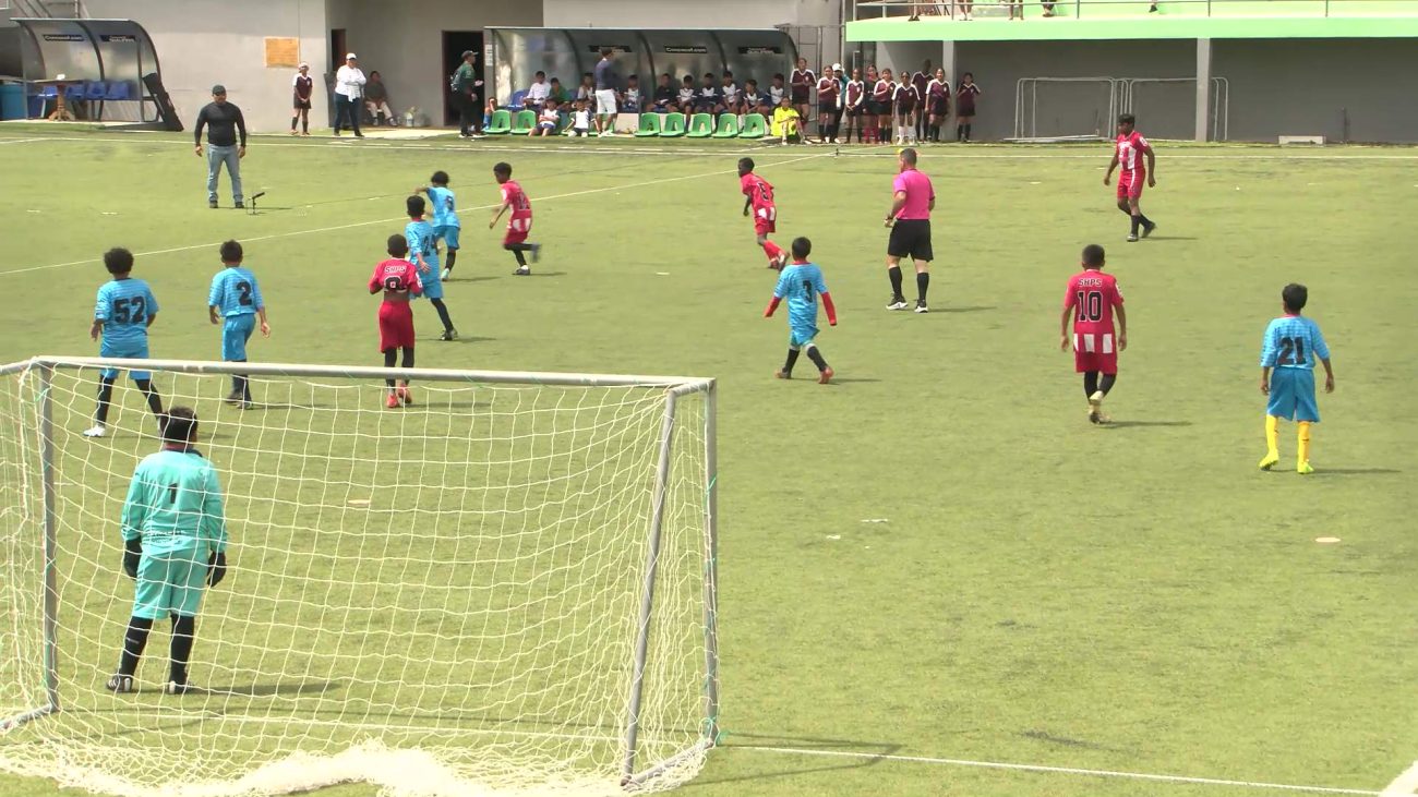 Independence Girls and Sacred Heart Boys Are National Football Champs