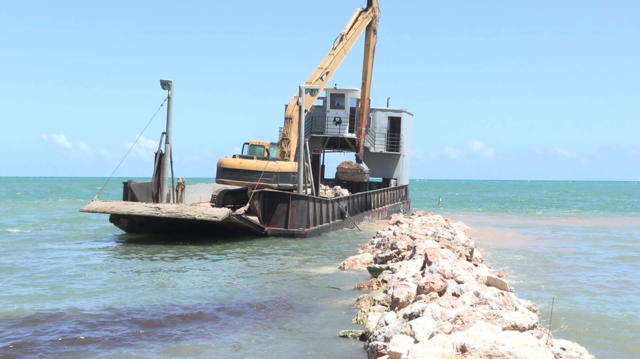 Se aborda la erosión del Monkey River