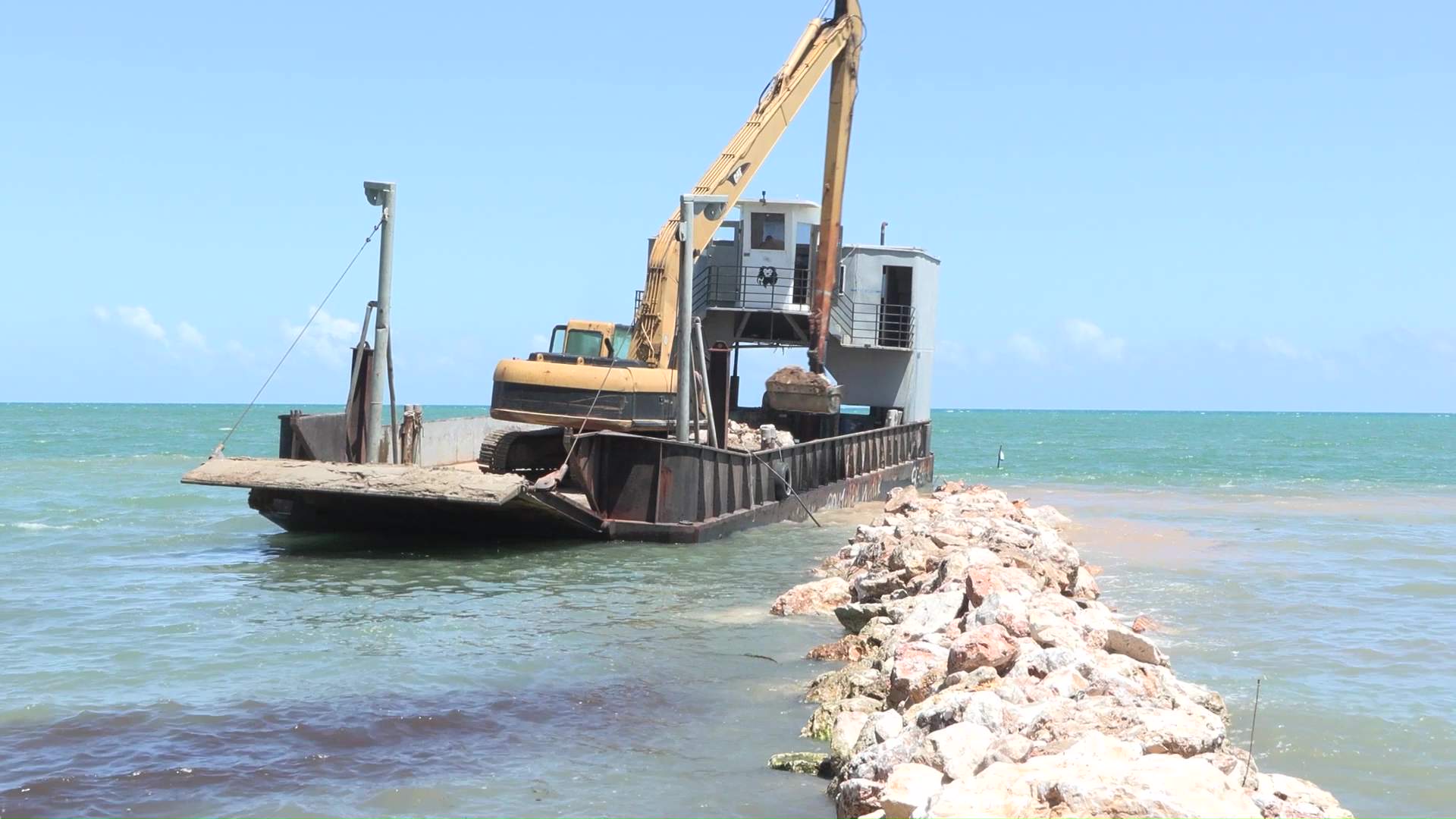Se aborda la erosión del Monkey River