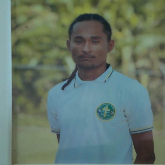 Madre en duelo exige respuestas tras muerte de joven en Camalote