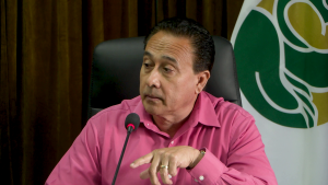 Leo Vasquez