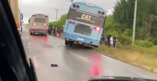 Morning Commute Chaos After Bus Crash on Philip Goldson Highway