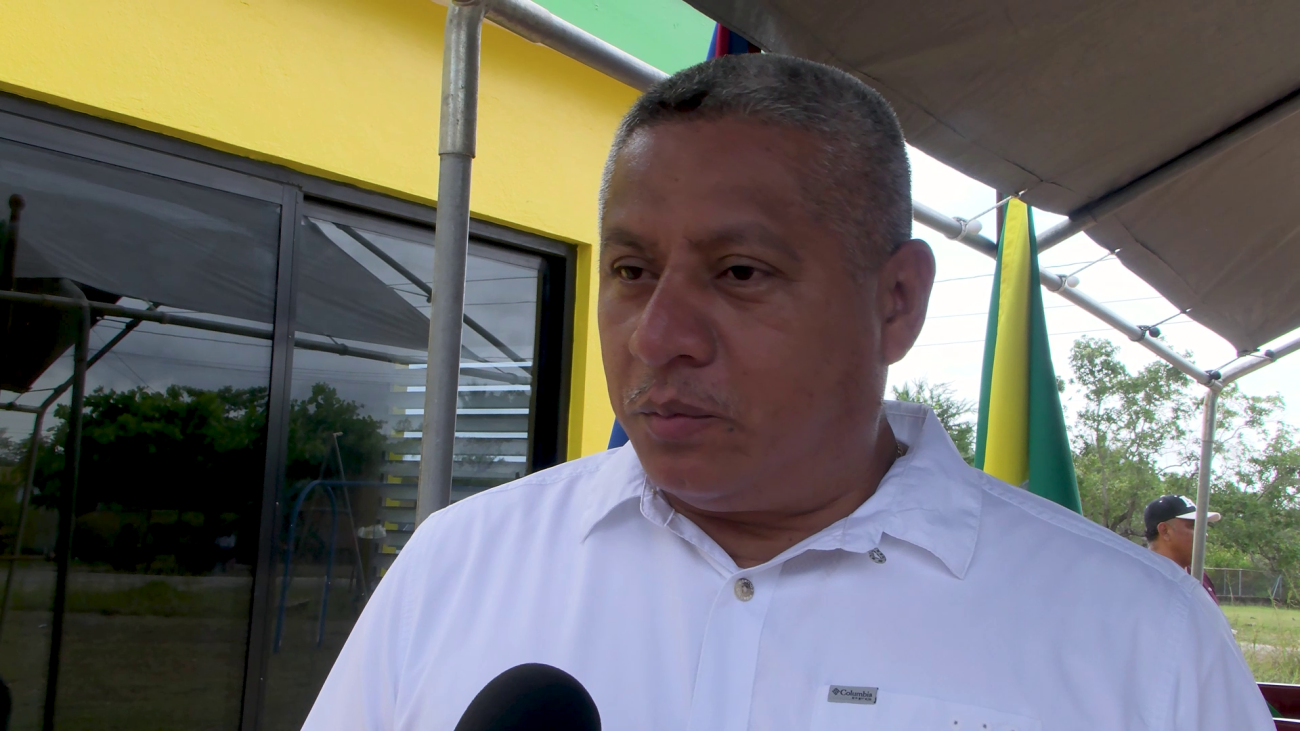 Oscar Mira
