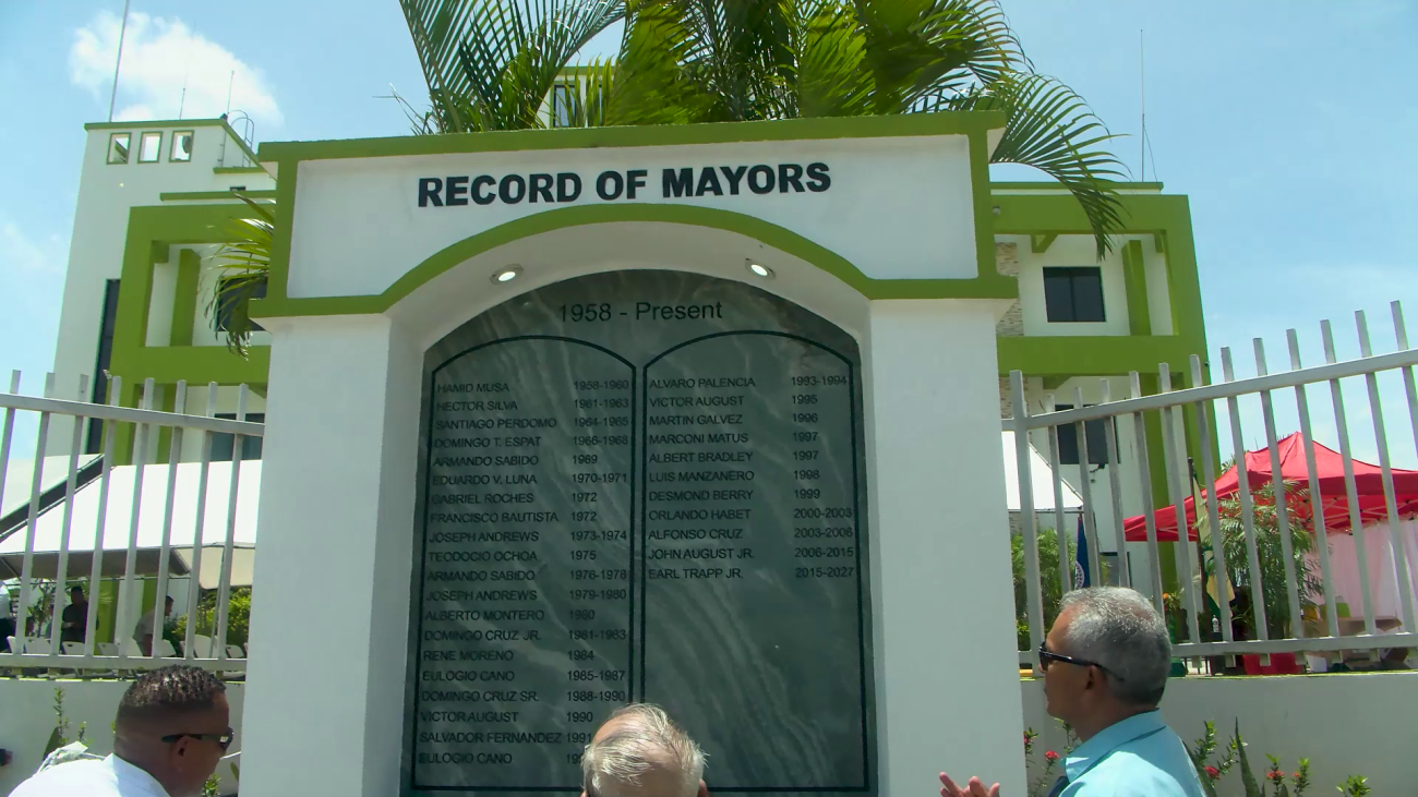 Twin Towns Honor the Mayors Who Helped Shape Their Growth