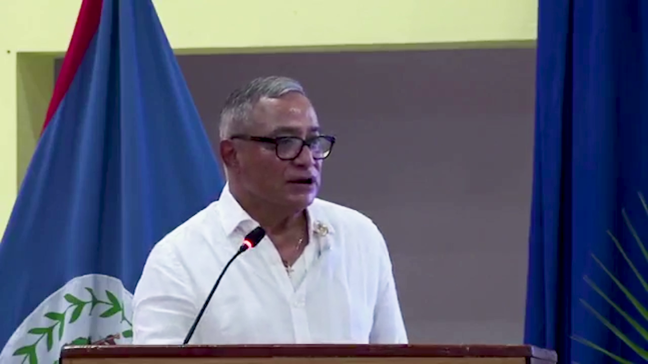 Political War of Words Escalates Between Briceño and Panton  