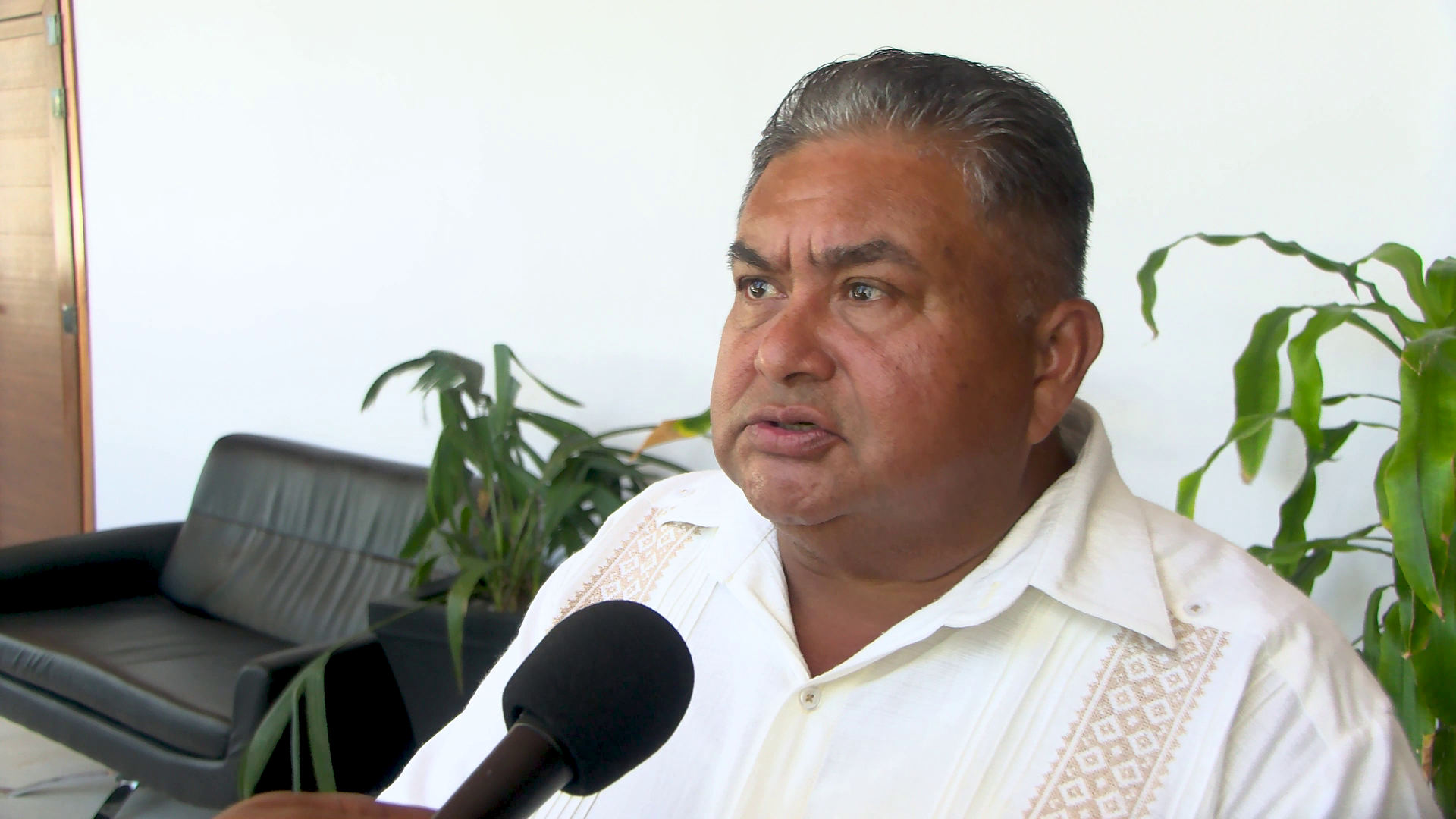 Requena Downplays CEO Shal’s Relationship with Mira
