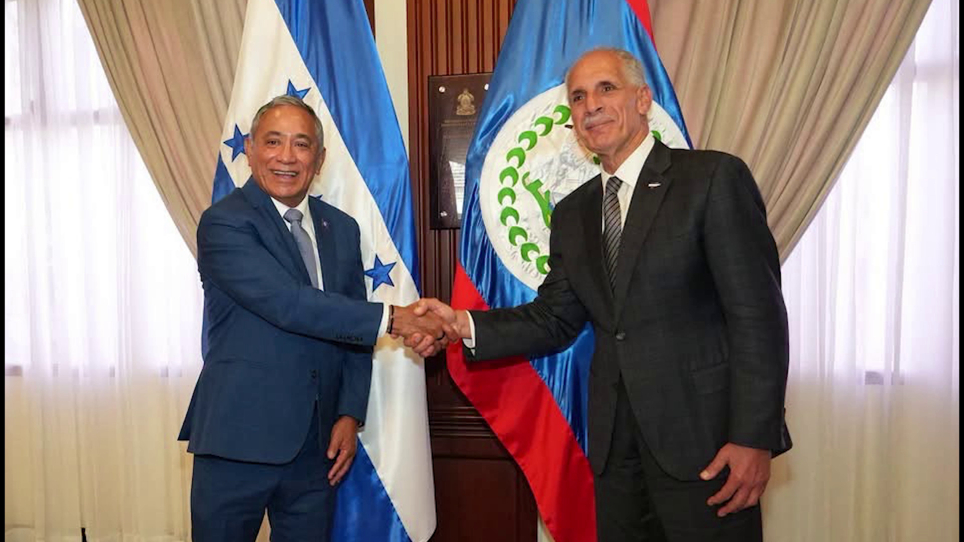 Beyond the Border Dispute, PM Attends Bilateral Meeting in Honduras