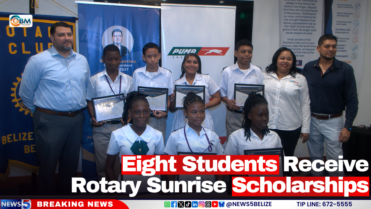 Eight Students Receive Rotary Sunrise Scholarships