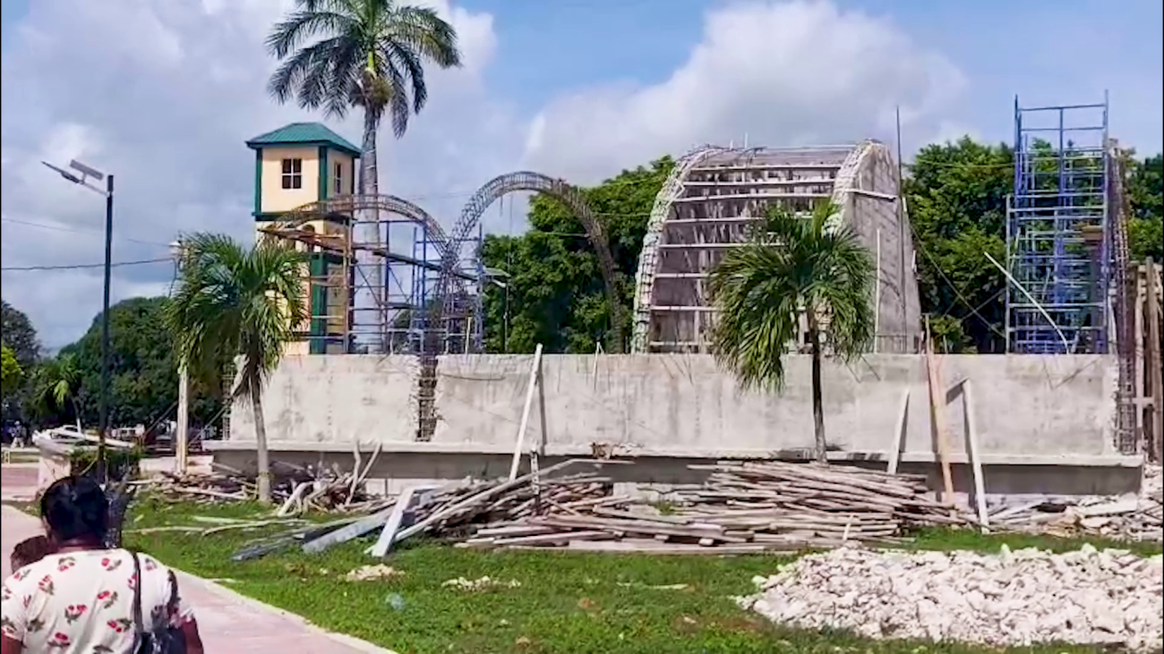 Was Approved Design Ignored at Canery Wharf Near Corozal Central Park?